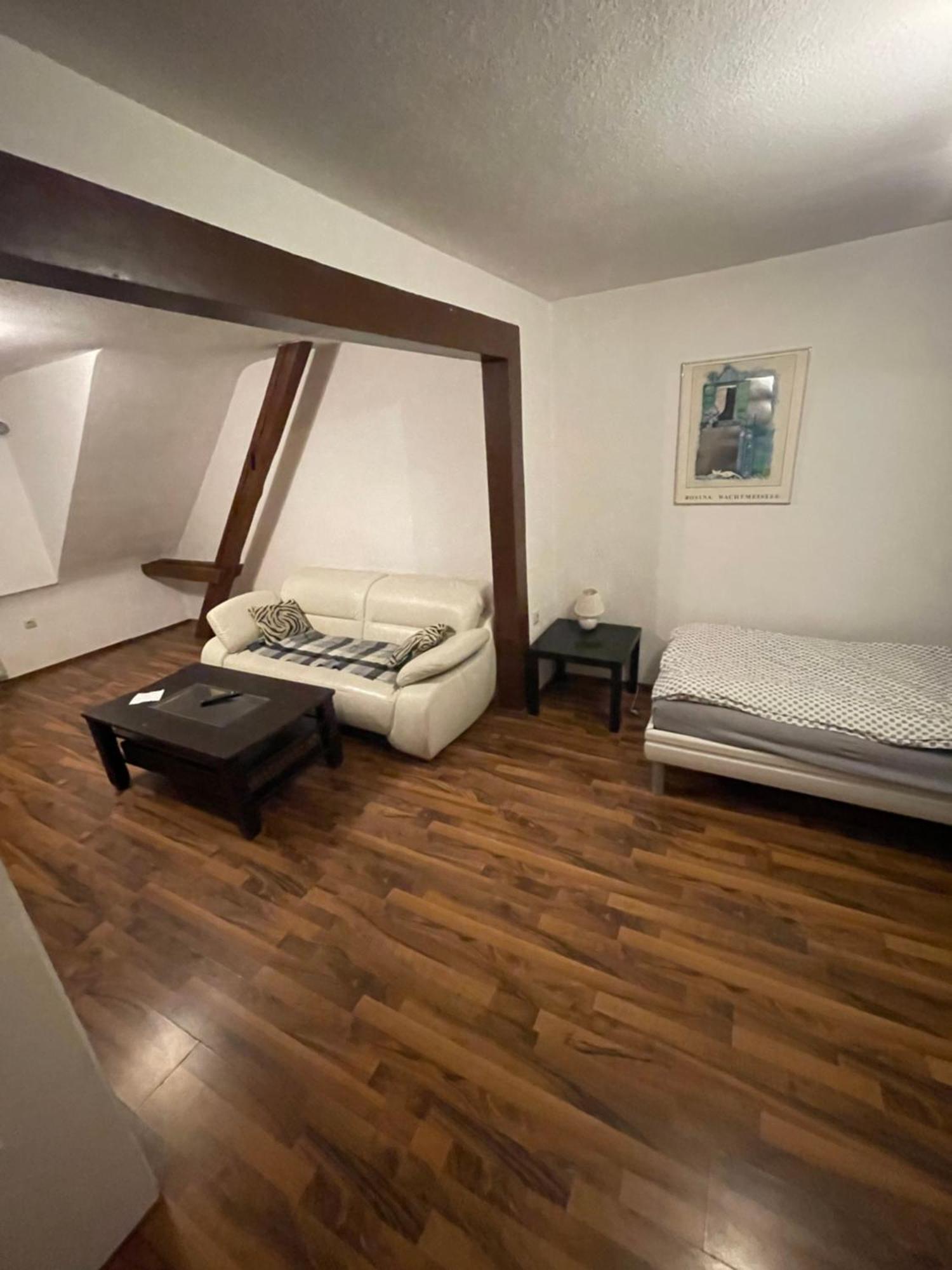 Monteurwohnung Hollaender 브루흐잘 외부 사진